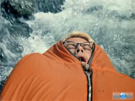 Коллекция самых неподходящих для ночевки туристов мест