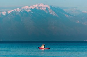 А Олимп, что ли не попадет в категорию гор? :)