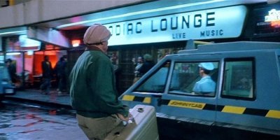 Точно знаю, что, по мнению современных фантастов, всех дизайнеров одежды и автомобилей в будущем убьют.