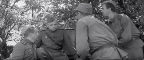 "- Ну, виноват я с этой водкой, виноват!
- Вот! А нам, думаешь, не обидно?
- Ты ж ее в помойное ведро, свиньям...
- Мог не пить, но не выливай же!"