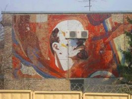 Ленин во Владивостоке свеж, молод и красавчик!