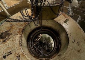 Без фоток реакторного отделения - не совсем полный пост про атомный ледокол  Как скорая помощь, но без мигалки.

Вот для примера, фото с борта NS Savannah.