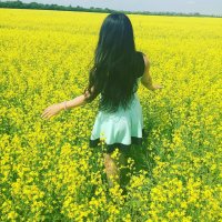 Бежит ежик по лесу, тащится, ржет как сумасшедший.
Навстречу заяц, подозрительно посмотрел и спрашивает:
- Ежик, ты че? Травы обкурился?
- Да не, травка писю щекочет...