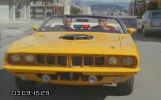 Машина сделана по образу из фильма С Доном Джонсоном.