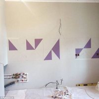 А тут то что? Нормально готовят место под кухню.