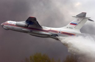 Им бы в помощь несколько ИЛ-76ТД МЧС России.