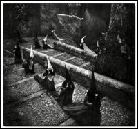 Пасхальная религиозная процессия:

Другие фотки с вечеринки: