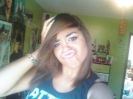 - Доктор? Что с моей женой?
- Всё нормально. Это естественный процесс мутации.