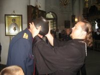 Своих дебилов через край...