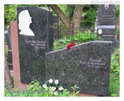 К своему стыду про Инну Бурдученко не знал...Автор, спасибо.
P.S. Автор, дополнение к Вашему посту: