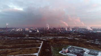 Роспотребнадзор назвал причину невыносимой вони в Москве