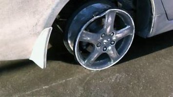 "Литые диски изнашиваются"
Видимо, у очень одаренных водителей!