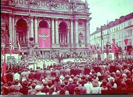 А я даже уверен. И в Литве, и в Латвии, и в Эстонии и на Западной Украине.
1. Литва
2. Латвия
3. Эстония (времен войны не нашел, зато сегодня фашистов там чтят)
4. Львов (даже в цвете)