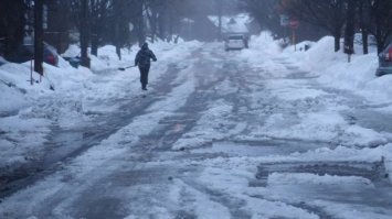 И представляете - всё это Канада, где хайтек и "не то что в наших мытищах"!