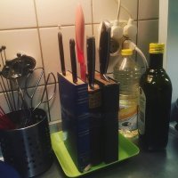 ничего святого. За такой лайфхак и в..бать не стыдно