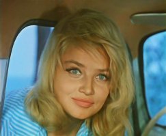 Красотка была.