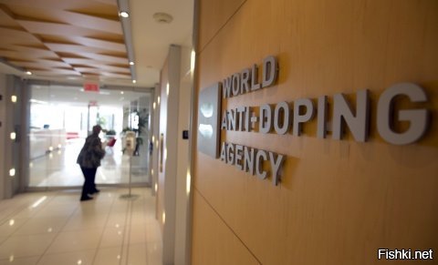 В WADA ответили Путину.

Всемирное антидопинговое агентство (WADA) прокомментировало заявление президента России Владимира Путина о давлении на организацию. 

"WADA является прозрачной и нейтральной организацией; решения принимаются советом учредителей, который на 50 процентов состоит из представителей спорта и на 50 процентов   из государственных представителей, и проводит публичные встречи два раза в год",   сказал представитель организации.
5 декабря исполком Международного олимпийского комитета (МОК) отстранил сборную России от участия в Олимпийских играх 2018 года за нарушения антидопинговых правил. Выступить в южнокорейском Пхенчхане под нейтральным флагом смогут только спортсмены, доказавшие свою  чистоту .
На следующий день президент России Владимир Путин одобрил участие россиян в ОИ под нейтральным флагом и заявил, что Россия сама отчасти виновата в том, что национальную сборную отстранили от участия в Олимпиаде.