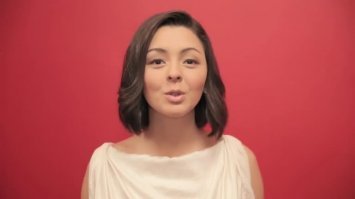 эта певица вам никого не напоминает?