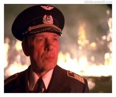 Вот известный человек, но егов посту не упопомянуто. лютый минус за подонков, которые просто о(х)уе(л)и.

ЖЖЕНОВ ГЕОРГИЙ СТЕПАНОВЧ
Родился 9 (22) марта 1915 год в Петроградe, на Васильевском острове. Родители, Степан Филиппович Жжёнов и Мария Фёдоровна Щёлкина, происходили из крестьян Тверской губернии, из села Кесова Гора.

Первые 22 года жизни прошли на Васильевском острове. Весной 1930 года окончил школу с физико-математическим уклоном и поступил на акробатическое отделение Ленинградского эстрадно-циркового техникума. При поступлении одолжил документы у брата и поступил как Борис Жжёнов. Впоследствии данный факт признал, но это ему простили.

В цирке его заметили работники кино. Пригласили сниматься на киностудию  Ленфильм  и предложили главную роль тракториста Пашки Ветрова в фильме  Ошибка героя  (1932). Снимался также на киностудии  Белгоскино  (ныне  Беларусьфильм ). После этого в 1932 году оставил цирковую карьеру и поступил на киноотделение в Ленинградский техникум сценических искусств (ныне Российский государственный институт сценических искусств), который окончил в 1935 году. Преподавателем был кинорежиссёр С. А. Герасимов. До окончания техникума успел сняться в нескольких фильмах:  Наследный принц Республики ,  Золотые огни ,  Комсомольск  и  Чапаев  в сцене с Б. А. Бабочкиным.

После убийства С. М. Кирова в 1934 году был исключён из института старший брат Борис. Позже он был восстановлен и вернулся в Ленинград. Однако в декабре 1936 года был вызван в НКВД, откуда уже не вернулся. В 1937 году его осудили на 7 лет за  антисоветскую деятельность . Семью выслали в Казахстан. Борис погиб в Воркуте во время войны. Георгий проявил упрямство, отказался от высылки и был арестован, но по ходатайству С. А. Герасимова был освобождён и отправлен на киностудию  Ленфильм .

Во время съёмок картины  Комсомольск  (1938) актёр выехал на поезде в Комсомольск-на-Амуре. Во время поездки, в поезде, познакомился с американским дипломатом, ехавшим во Владивосток для встречи деловой делегации. Это знакомство заметили работники кино, что послужило поводом для его обвинения в шпионской деятельности[источник не указан 140 дней]. 4 июля 1938 года арестован по обвинению в шпионаже и осуждён на 5 лет исправительно-трудовых лагерей. Этапирован на Колыму 5 ноября 1939 года.

 	Когда срок заключения подошёл к концу, Жжёнова вызвали к начальству и вручили официальную бумагу с гербом   распишитесь в том, что ознакомлены с постановлением о дополнительном сроке, ещё 21 месяц лагерей[2].	 
Будучи в заключении, с 1944 года начал выступать на сцене Магаданского музыкально-драматического театра им. М. Горького[3], в главной роли дебютировал в спектакле  У стен Ленинграда  В. Вишневского[4]. Освободился 16 марта 1945 года и продолжал актёрскую работу по вольному найму. 27 декабря 1946 года уволился и выехал на  материк