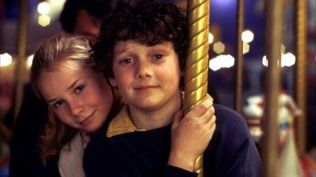 отличный актер. в "Сердцах в Атлантиде" еще пацаном показал свой талант... жаль