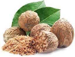 Мускатный орех тоже в первозданном виде совать? Думаю лучше натереть.