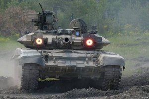 Вот смотри Аглая,это тоже глаза. И у наших ракет тоже есть глаза,и на этих технологиях основаны и эти глаза что вживили этой женщине,только ооочень маленькие и покрасивее,поэтому стоят они не дешево. Прежде чем говорить вашему поколению нужно особенно сильно подумать. Сейчас время такое голову вам забили информацией о всем и ни о чем.