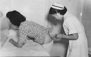 не всё коту масленица, не всё проститутке пипун.....