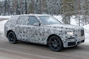 Ну начнем с того что паркетник от Alfa Romeo уже есть и я его уже видел на дороге. Это Alfa Romeo Stelvio, фото ниже прилагается. Далее, Rolls-Royce свой внедорожник под названием Cullinan уже активно тестирует и он выйдет в 2019-м на платформе нового BMW X7, опять же иллюстрация ниже. Рассуждаем логически, если Lamborghini выпустили свой Urus, то однозначно будет ответ от Ferrari.