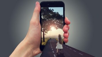 Всё зависит от того понравится ли эта работа другим. Творите, пожалуйста. А мы оценим.