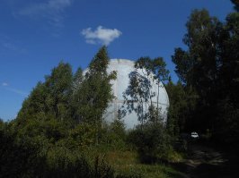 Вот фото с еще большей "жуткостью и заброшенностью" :)