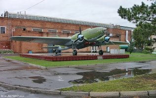 Маленький. На проходных стоит одна из модификаций, он меньше чем тридцатка или тридцать пятка.