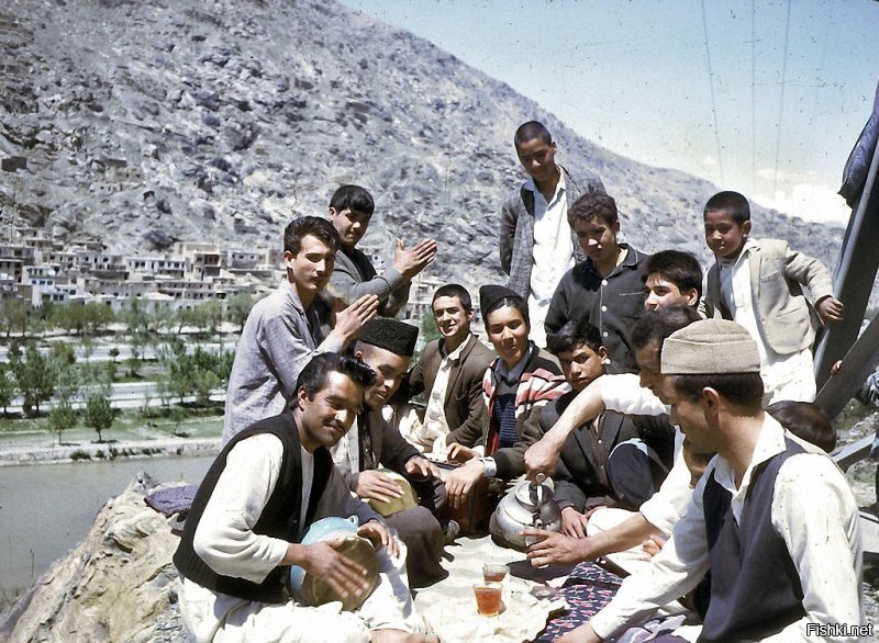 так это, афганистан тоже посмотри до просветления, годов 60х