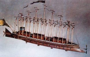 Только сейчас понял, что эта штука похожа на "Альбатрос" из "Робур - завоеватель".