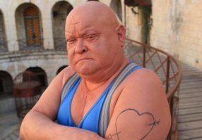 Monsieur La Boule, le gong, s'il vous plaît!