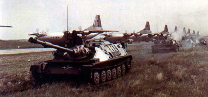 Были у ВДВ танки и были предшественники Спрута.