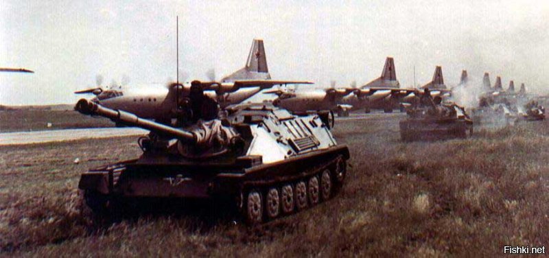 Были у ВДВ танки и были предшественники Спрута.