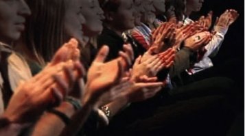 Уходят люди, которые нас учили жить.