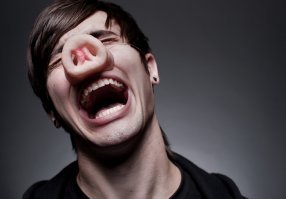 Парень фотографировал себя каждый день на протяжении 10 лет