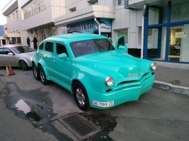 бесспорно) 
как тебе эта?