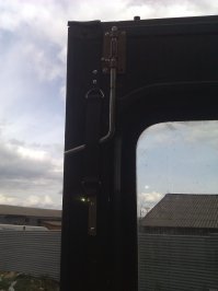 Я вот так сделал себе, ещё собираюсь врезной замок вставить :).