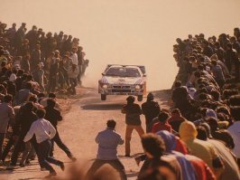 Когда жажда эффектного кадра перебивает инстинкт самосахронения))