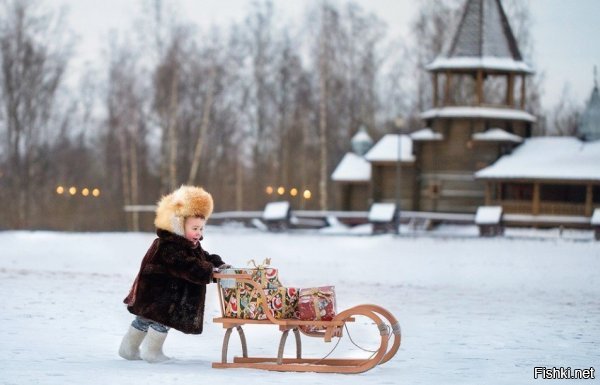Пацанчика зовут Елисей.