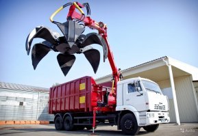 Автомобиль спортсменки Юлии Скоковой заблокировал проезд скорой помощи