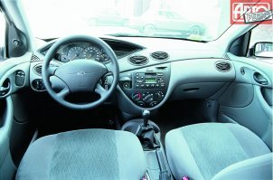 Рекама конечно классная, но я бы в ..е.б.ло плюнул создателю его приборки)