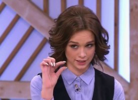 Школьница призналась в чувствах к учителю прямо посреди урока