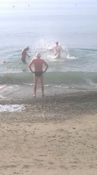 Каждый год после праздников паримся.
Это прошлогодние.