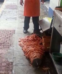 Да ладно, всё равно ж потом клиентам на вокзале скормили...