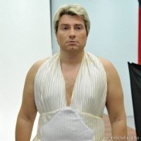 мне 36 - с 19 ти телик не смотрю) и вам не советую)
кормить людей будут всегда дерьмом, выгодное только им
Как вообще можно смотреть на эти рожи?
Особенно выделю Филю плять, звиздюн с у к а))