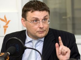 Евгений Алексеевич, что ж ты на Фишках-то не под своим именем, а ?
Даже в песнях Виктора Цоя нашел американский след. Плодовитый ты мужик !