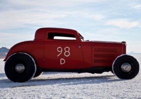 На 23 фото никак не маскл кар.. Скорее хот-род.